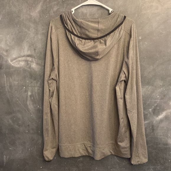 Russell hoodie. Dri-power 360. Excellent condition! - Picture 7 of 12